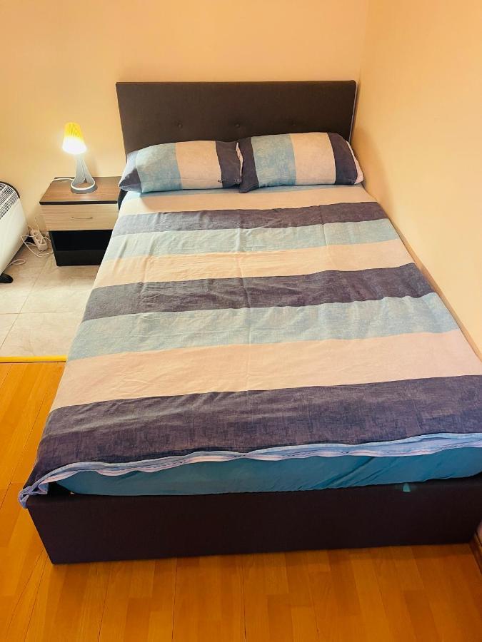 Top Center Studio 2 Min To The Beach Apartment Варна Екстериор снимка